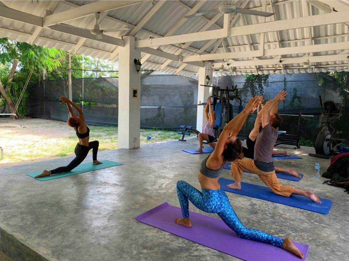 Asia Blue - Beach Hostel Hacienda Ko Pha Ngan Zewnętrze zdjęcie
